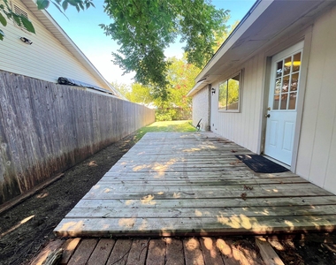 3005 Ravine Trail - Photo Thumbnail 11