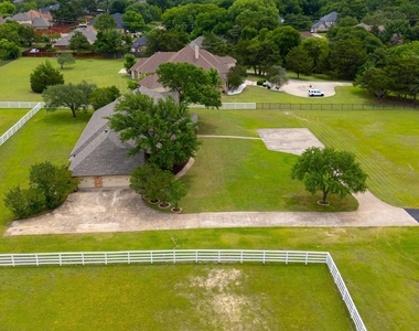 915 W Pleasant Run Road - Photo Thumbnail 36