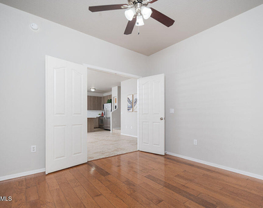 440 N 169th Avenue - Photo Thumbnail 14