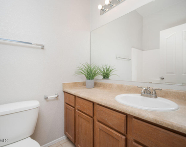 440 N 169th Avenue - Photo Thumbnail 25