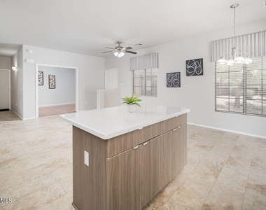 440 N 169th Avenue - Photo Thumbnail 9