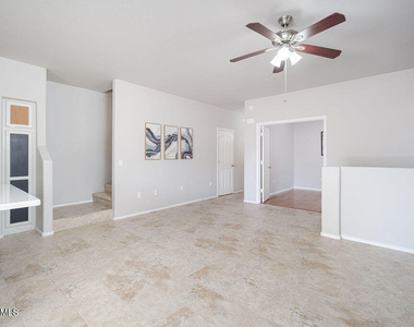 440 N 169th Avenue - Photo Thumbnail 4