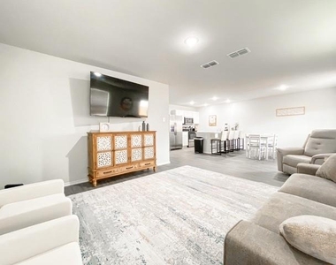 156 Dotty Lou Street - Photo Thumbnail 17