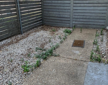 2902 Douglas Avenue - Photo Thumbnail 8