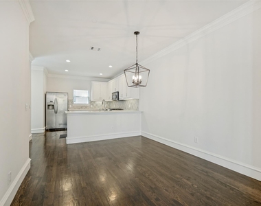 3439 Mcfarlin Boulevard - Photo Thumbnail 7