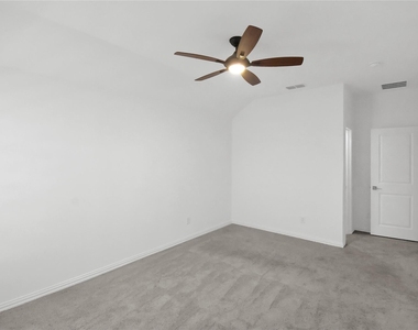 502 Virginia Way - Photo Thumbnail 15