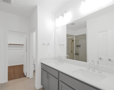502 Virginia Way - Photo Thumbnail 13