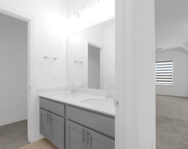 502 Virginia Way - Photo Thumbnail 20