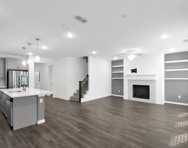 502 Virginia Way - Photo Thumbnail 10