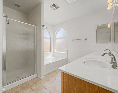851 W Palo Verde Street - Photo Thumbnail 21
