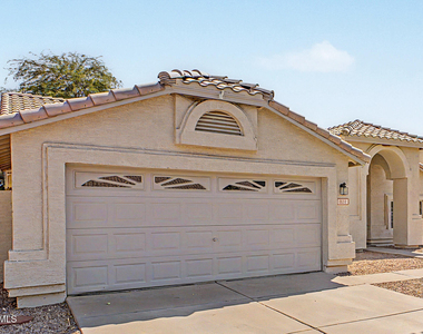 851 W Palo Verde Street - Photo Thumbnail 3