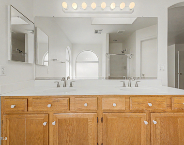 851 W Palo Verde Street - Photo Thumbnail 23
