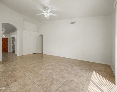 851 W Palo Verde Street - Photo Thumbnail 8