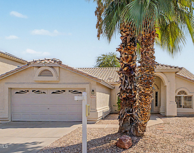 851 W Palo Verde Street - Photo Thumbnail 1