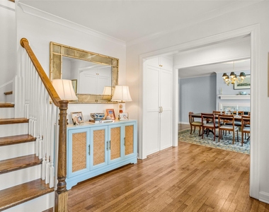 508 N Bailey Avenue - Photo Thumbnail 7