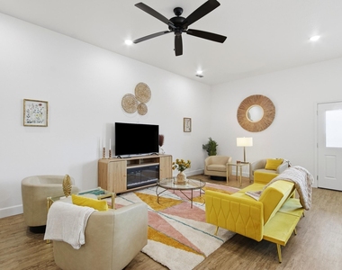 392 Kristie Path - Photo Thumbnail 1