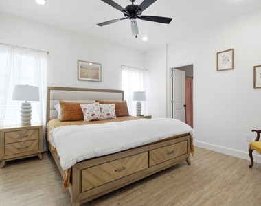 392 Kristie Path - Photo Thumbnail 27