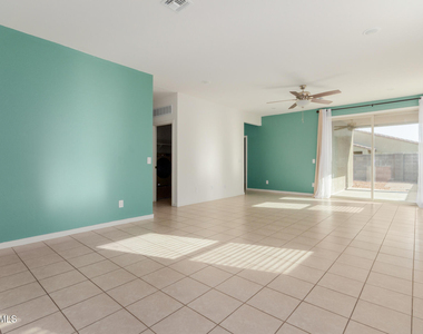 12329 W State Avenue - Photo Thumbnail 4