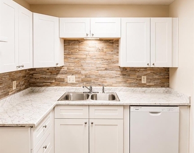 3414 State Street - Photo Thumbnail 4