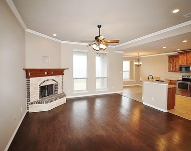 122 Sierra Drive - Photo Thumbnail 3