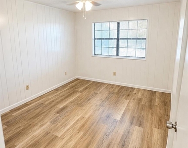 3422 State Street - Photo Thumbnail 7