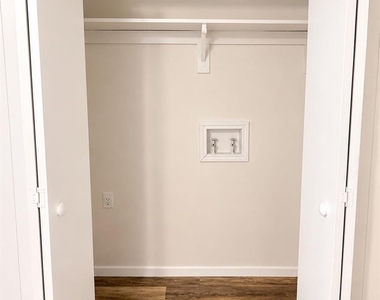 3422 State Street - Photo Thumbnail 12