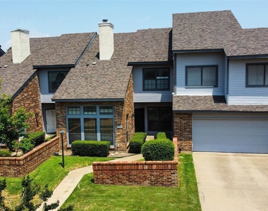 3325 Devonshire Drive - Photo Thumbnail 25