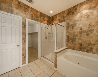 3325 Devonshire Drive - Photo Thumbnail 20