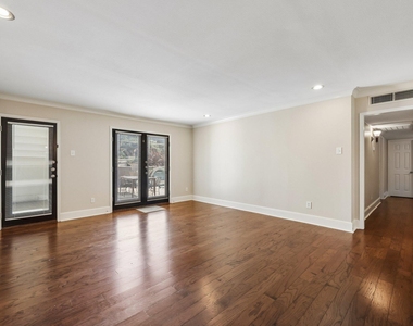 7730 Meadow Road - Photo Thumbnail 23