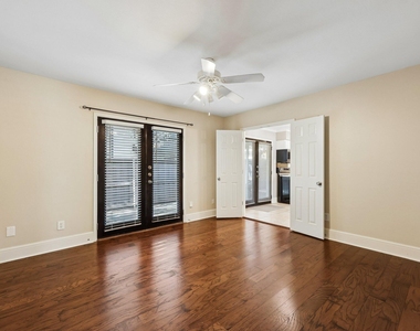 7730 Meadow Road - Photo Thumbnail 13