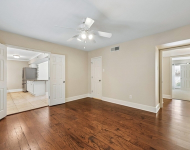 7730 Meadow Road - Photo Thumbnail 14