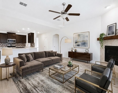 817 Black Hawk Drive - Photo Thumbnail 1
