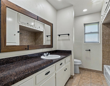 532 S Fm 1187 - Photo Thumbnail 22