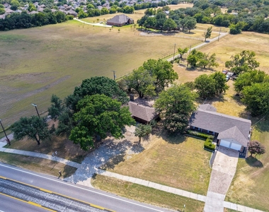 532 S Fm 1187 - Photo Thumbnail 30