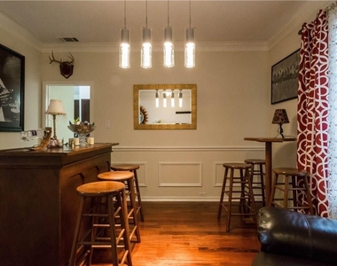 6103 Crystalwood Court - Photo Thumbnail 4