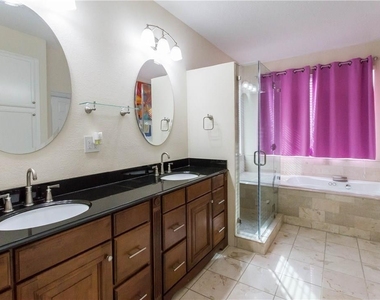 6103 Crystalwood Court - Photo Thumbnail 10