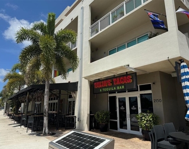 2607 Ne 8th Avenue - Photo Thumbnail 17