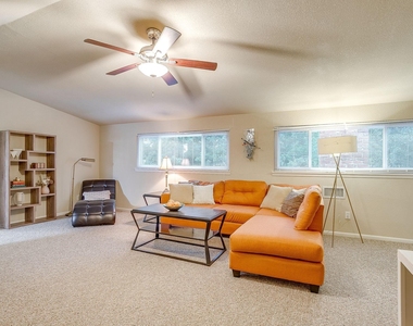 5248 Greene Avenue - Photo Thumbnail 31