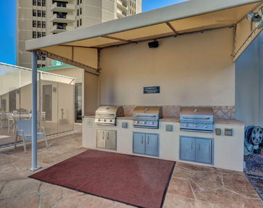 2800 N Ocean Drive - Photo Thumbnail 60