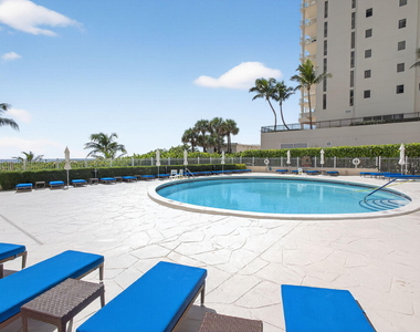 2800 N Ocean Drive - Photo Thumbnail 13