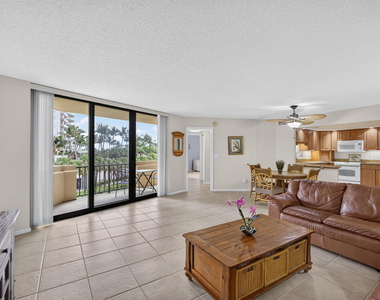 2800 N Ocean Drive - Photo Thumbnail 21