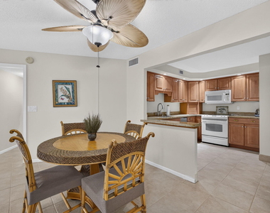2800 N Ocean Drive - Photo Thumbnail 3