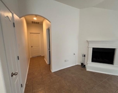 8135 Tierra Del Sol Road - Photo Thumbnail 14