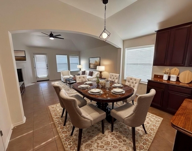 8135 Tierra Del Sol Road - Photo Thumbnail 11