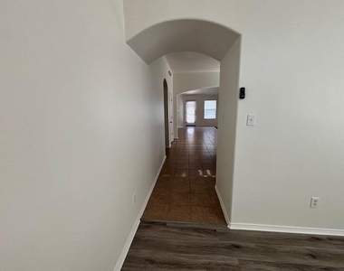 8135 Tierra Del Sol Road - Photo Thumbnail 5