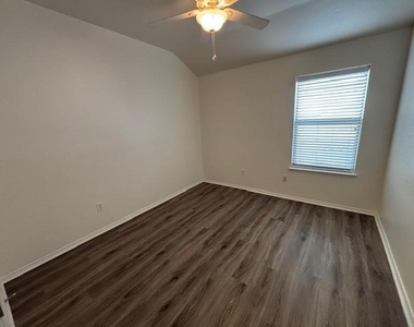8135 Tierra Del Sol Road - Photo Thumbnail 24