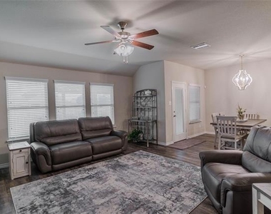 562 Jamestown Lane - Photo Thumbnail 1