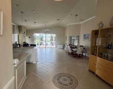 338 Nw Treeline Trace - Photo Thumbnail 1