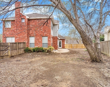 5201 Arrowhead Way - Photo Thumbnail 23