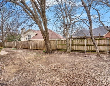 5201 Arrowhead Way - Photo Thumbnail 21